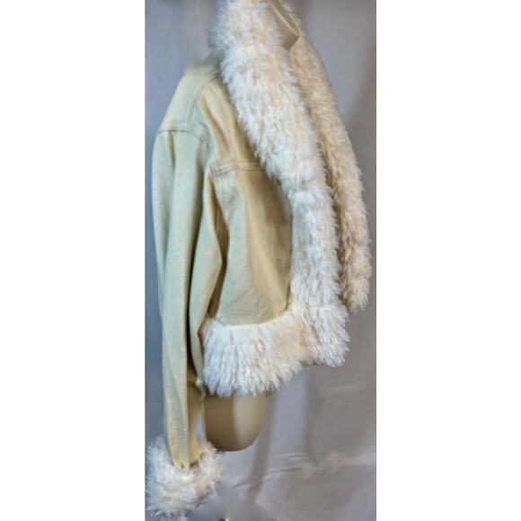 🧥 Y2K Faux Fur Cropped Jacket PrettyLittleThing Sand Cream Sz 6 - Picture 5 of 10